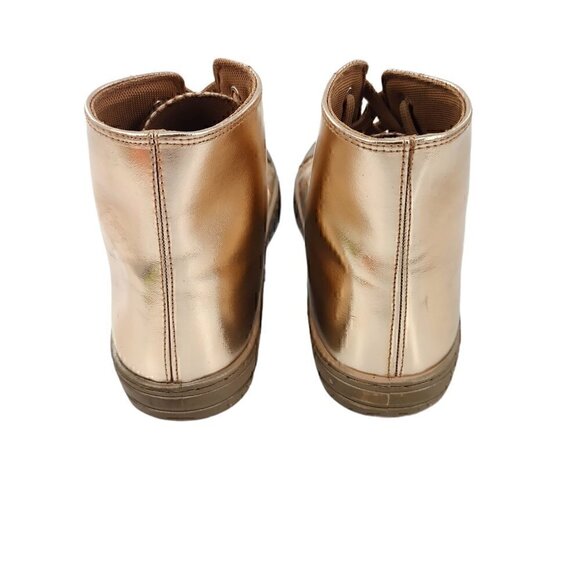 QUPID Narnia Metallic Rose Gold Capped Toe Sneaker - Picture 5 of 10